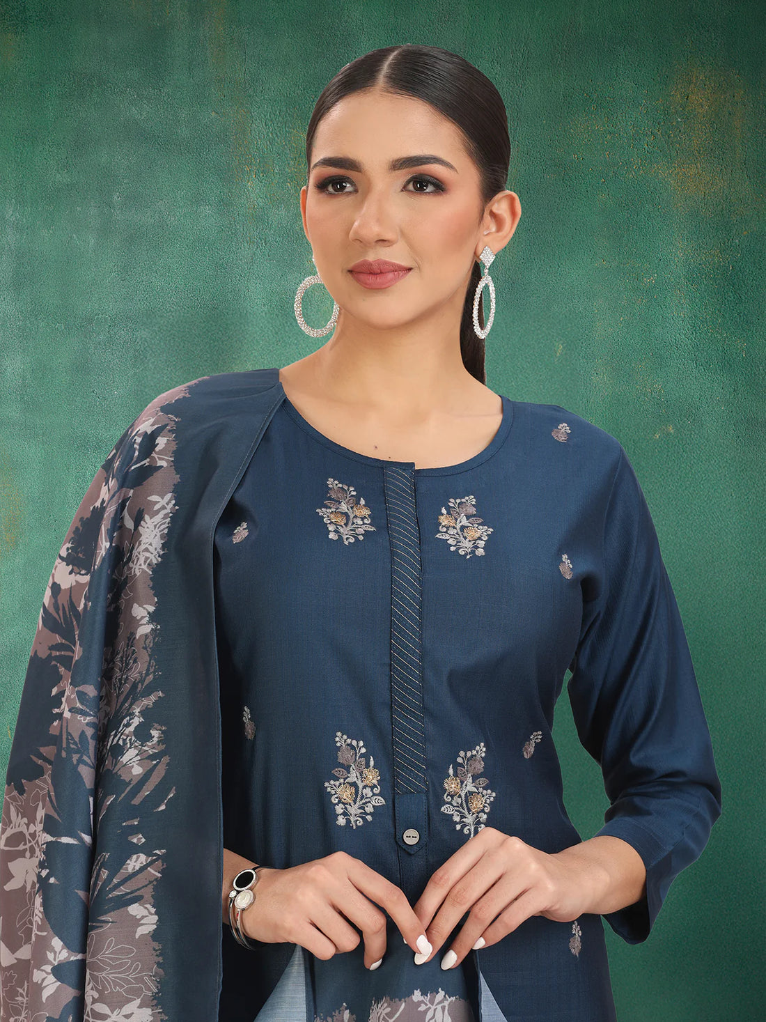 Rishika Kamiz &amp; Pant