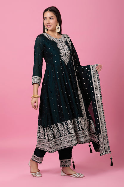 Roshani Kamiz &amp; Pant