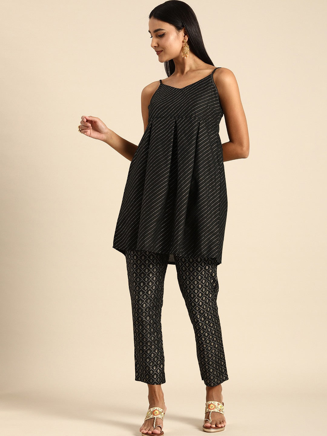 Shana Kurti With Pant - Roop Darshan