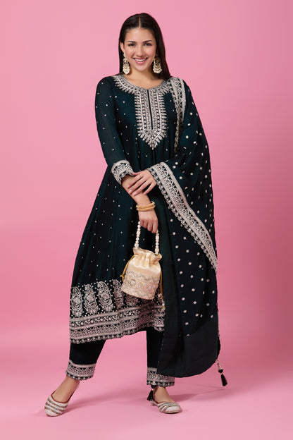 Roshani Kamiz &amp; Pant