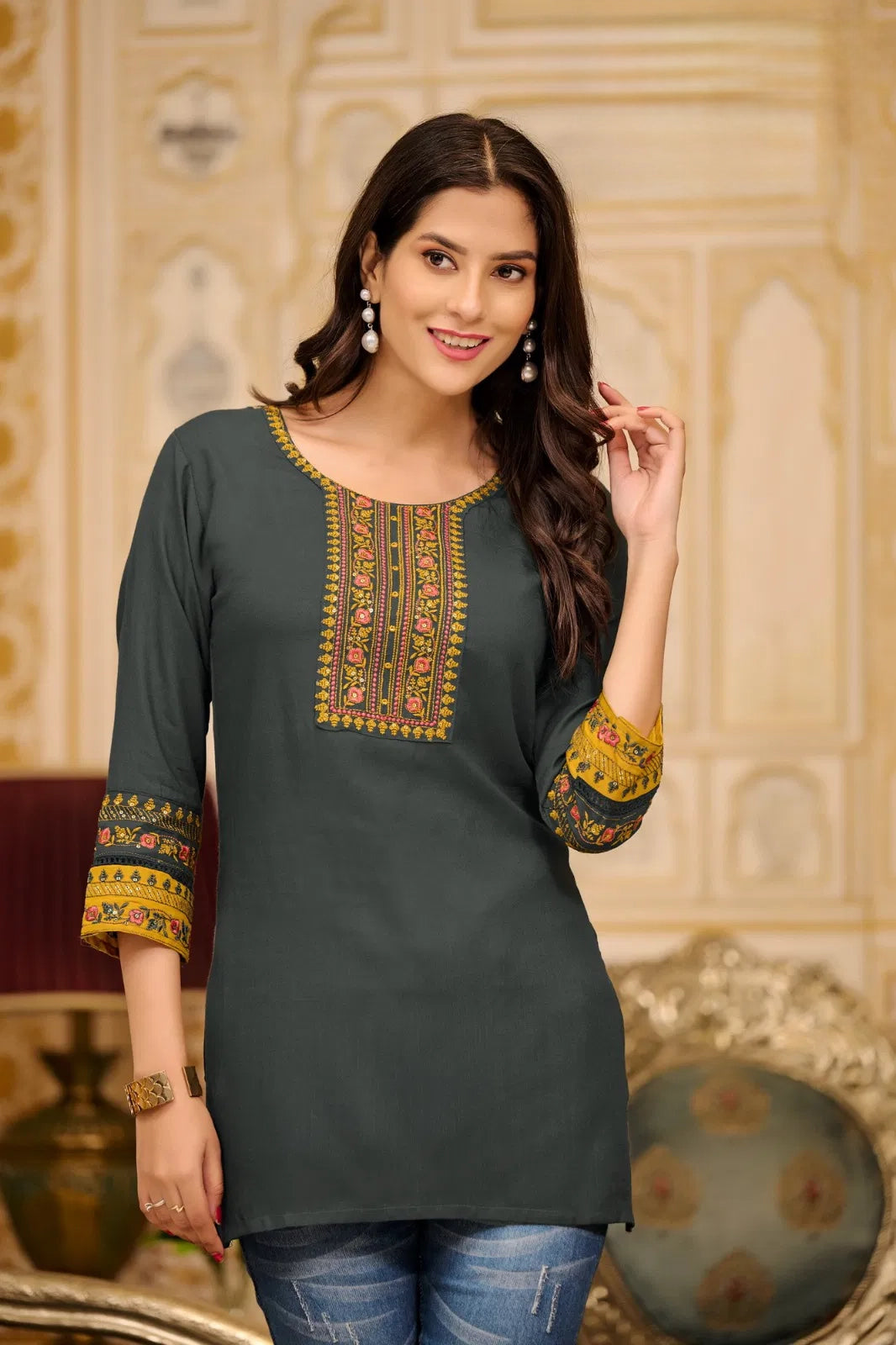 Neeti Short Kurti