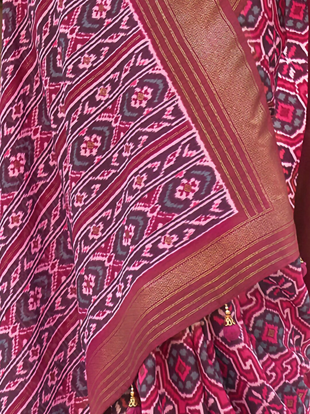 Vrinda Pochampally Saree - Roop Darshan