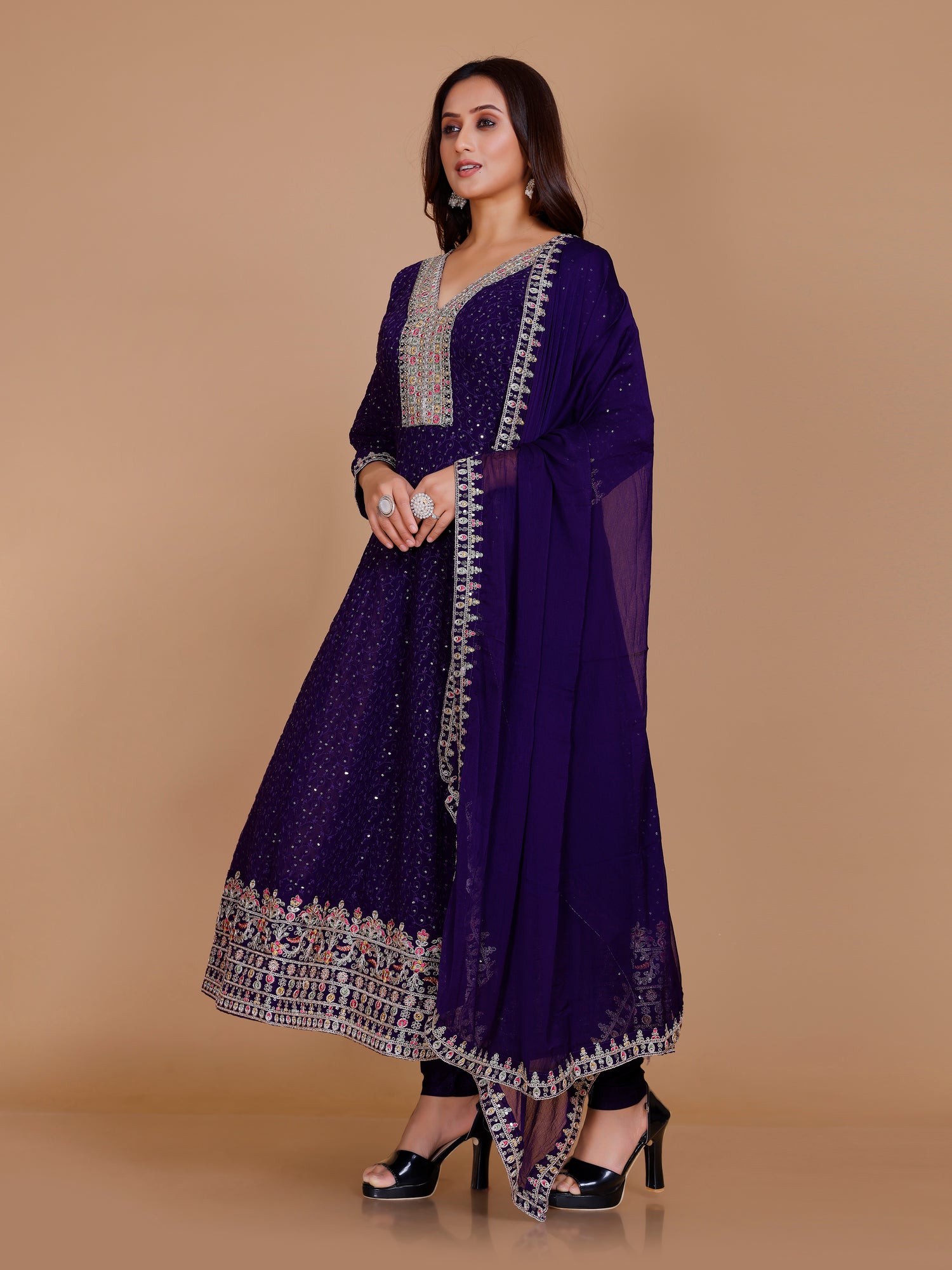 Jemika Flair Kamiz &amp; Pant - Roop Darshan