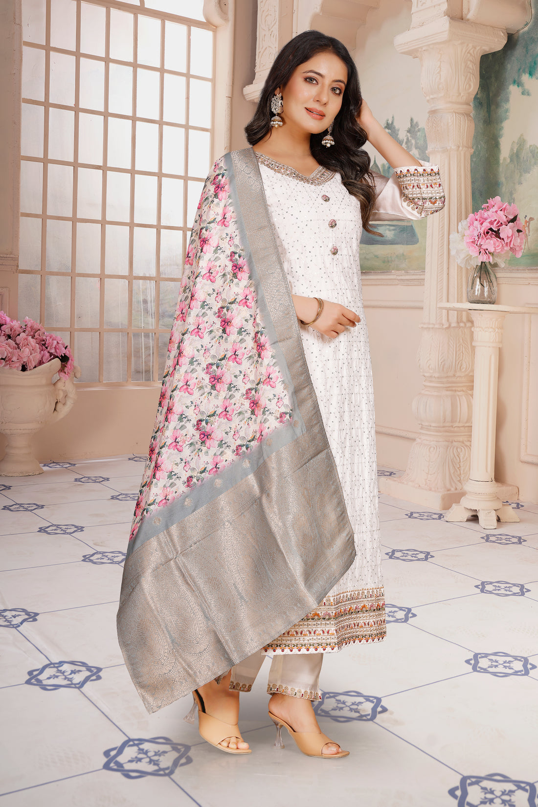 Kashish Kamiz &amp; Pant - Roop Darshan
