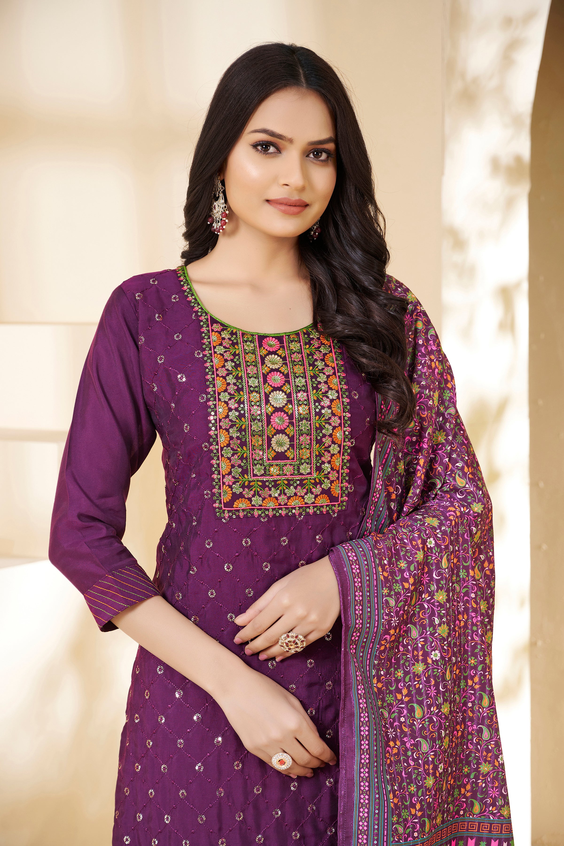 Rasna Kamiz &amp; Pant - Roop Darshan