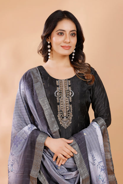 Lisa Kamiz &amp; Pant - Roop Darshan