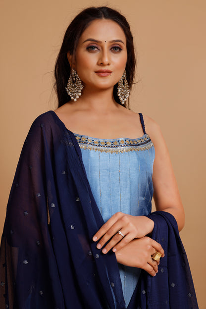 Amira Kamiz &amp; Pant - Roop Darshan