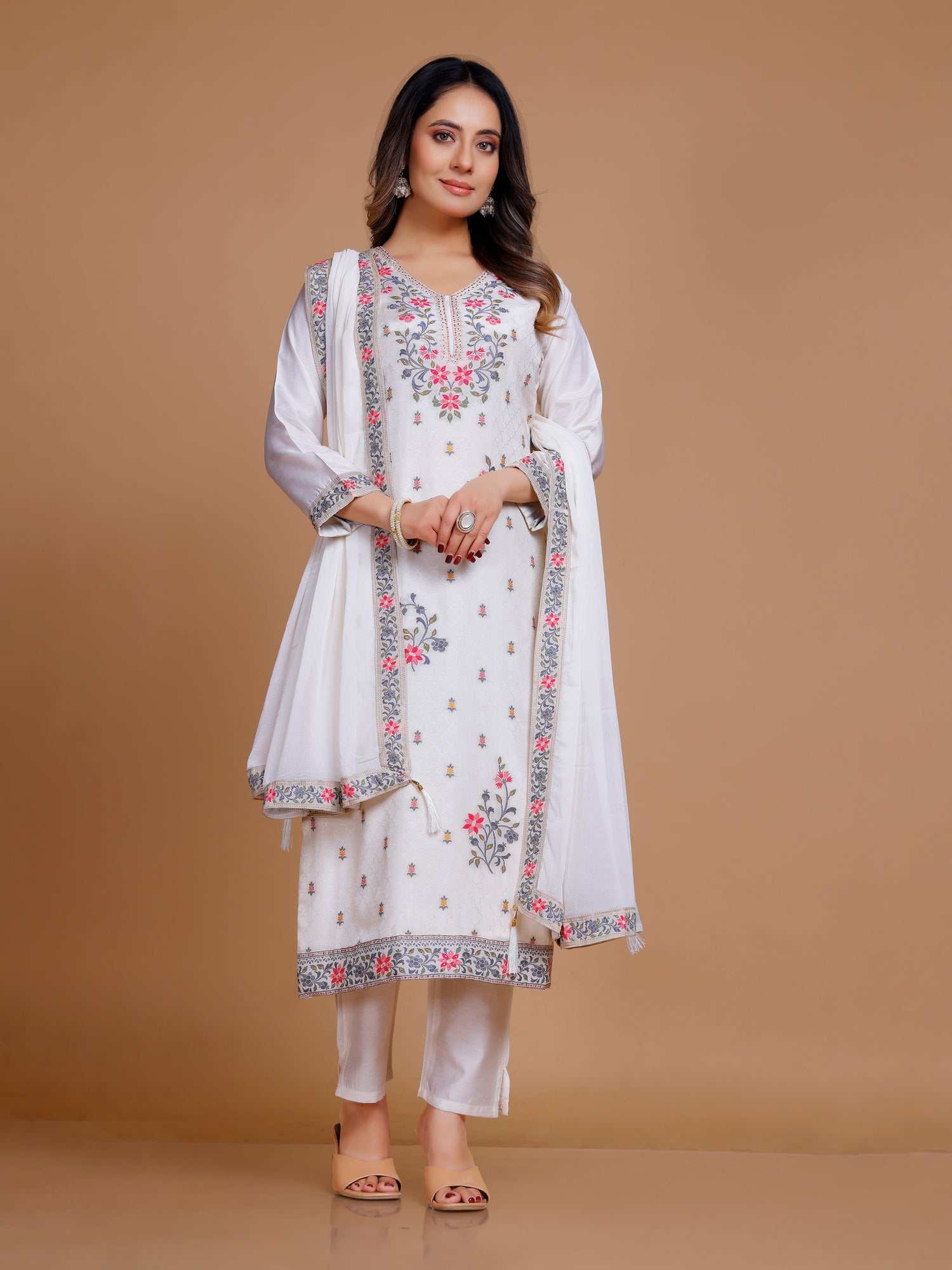 Kanika Kamiz &amp; Pant