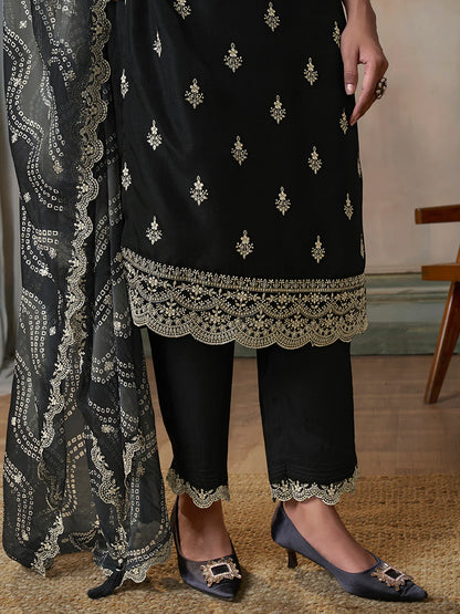 Riya Kamiz &amp; Pant