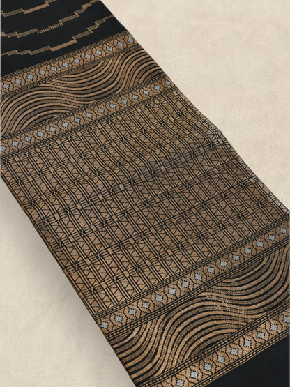 Purva Pure Silk Saree - Roop Darshan
