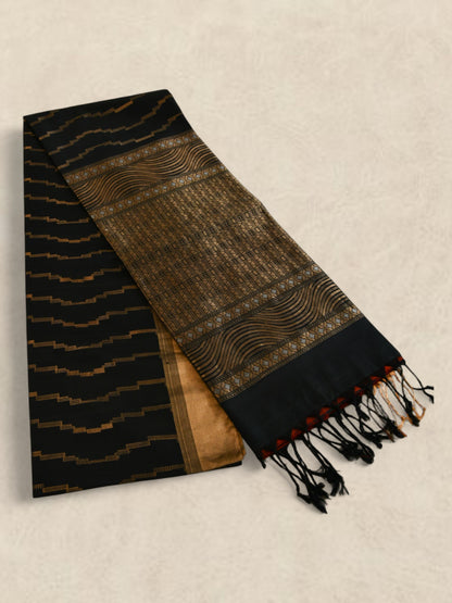 Purva Pure Silk Saree - Roop Darshan