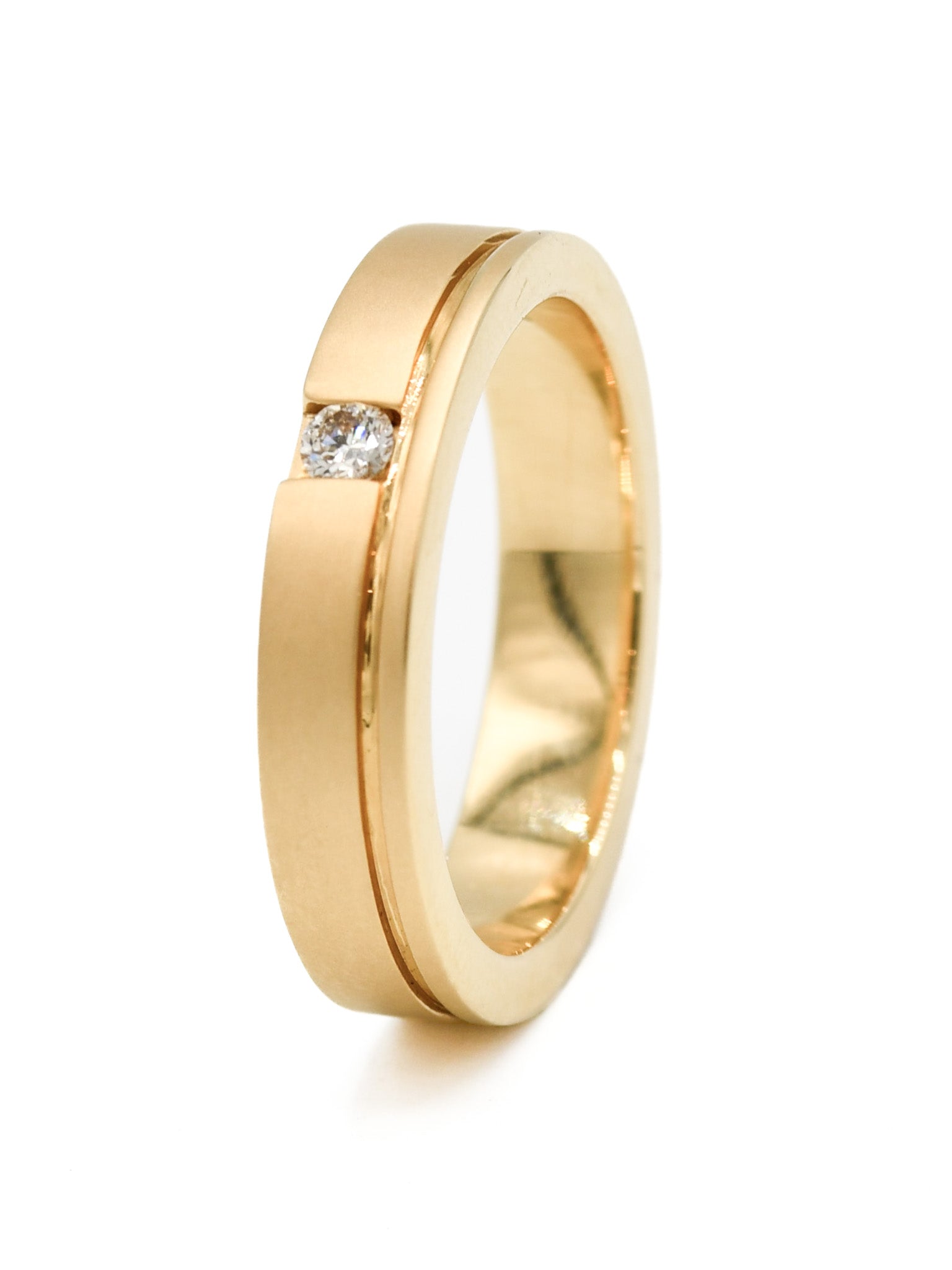 18ct Gold 0.05ct Diamond Ring - Roop Darshan