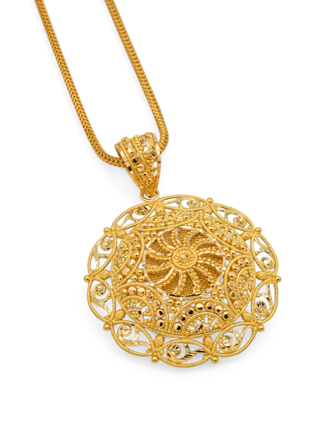 22ct Gold Round Filigree Pendant