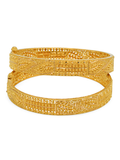 22ct Gold Filigree pair Screw Bangle