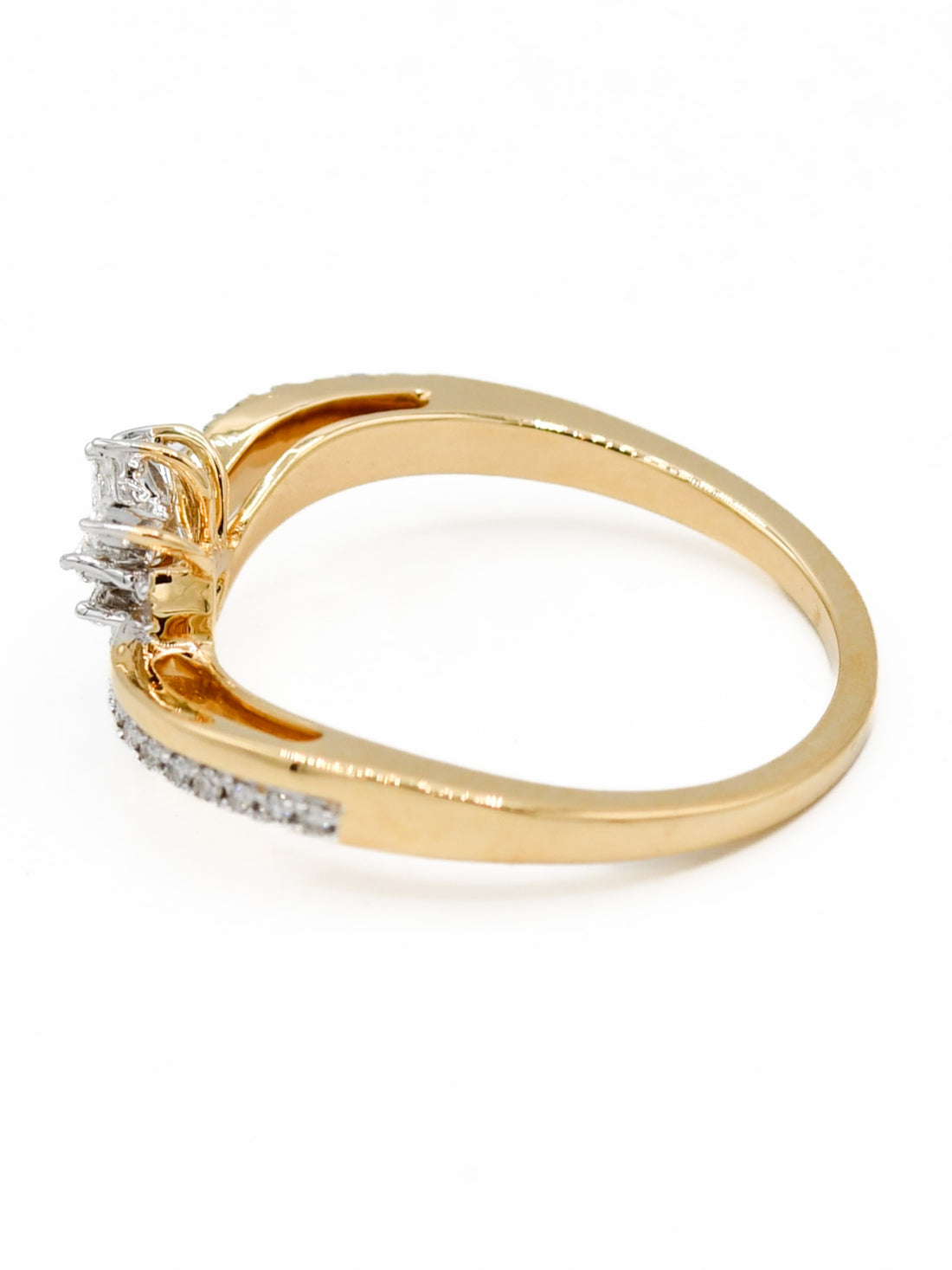 18ct Gold 0.26ct Diamond Ladies Ring - Roop Darshan