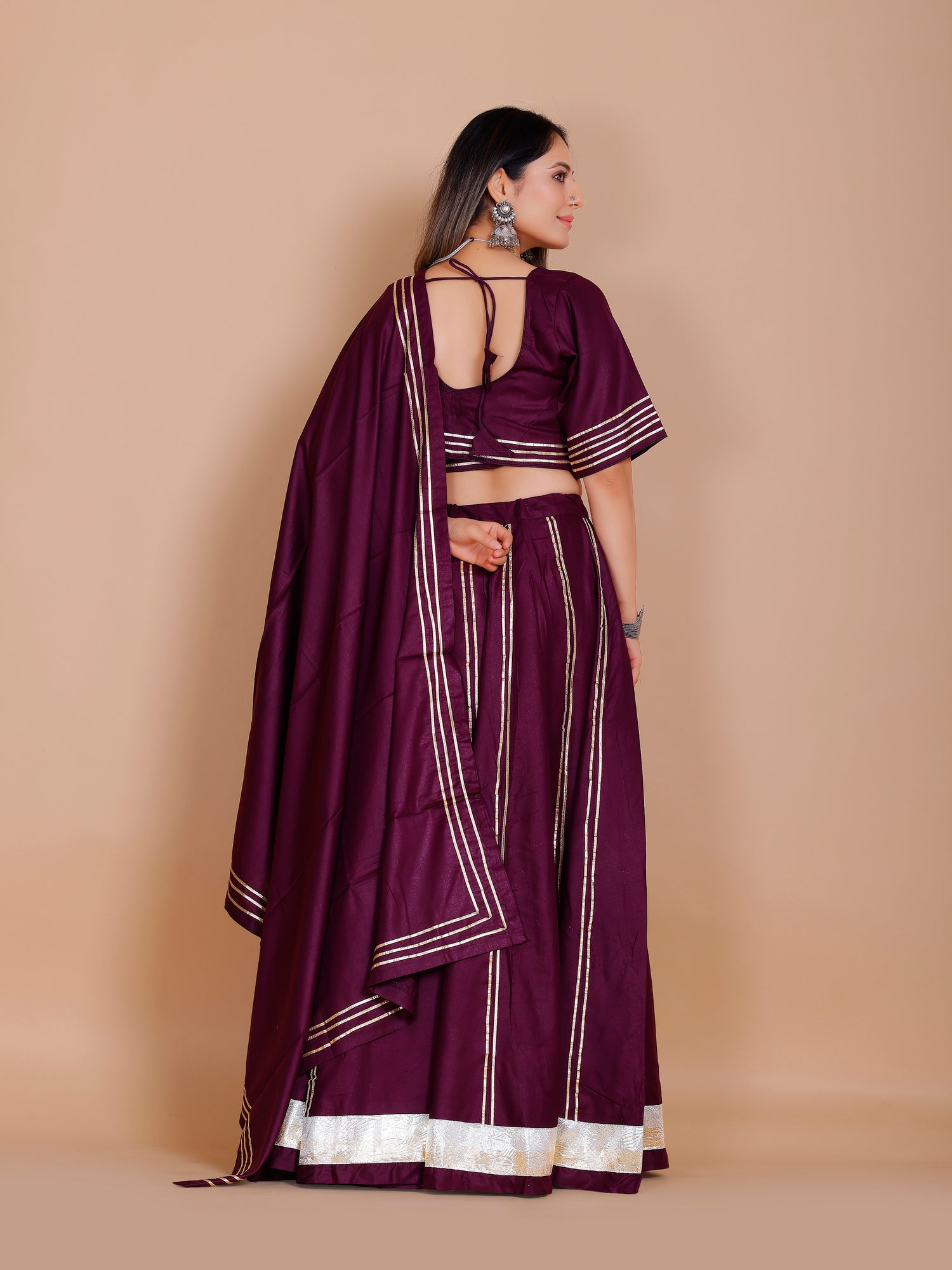 Meera Lahenga Choli - Roop Darshan