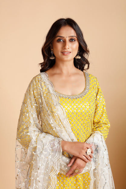Nirja Patiyala Suit - Roop Darshan