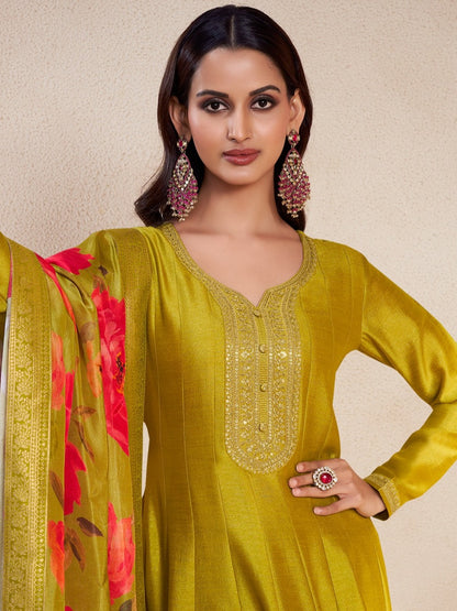 Pari Flair Kamiz &amp; Pant - Roop Darshan