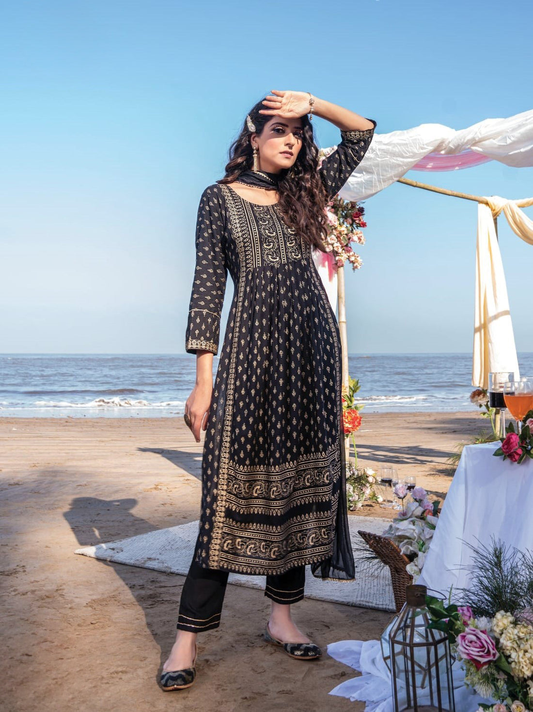 Sarika Kamiz &amp; Pant - Roop Darshan