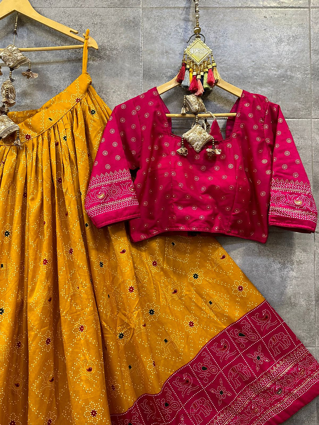 Priyali Chaniya Choli - Roop Darshan