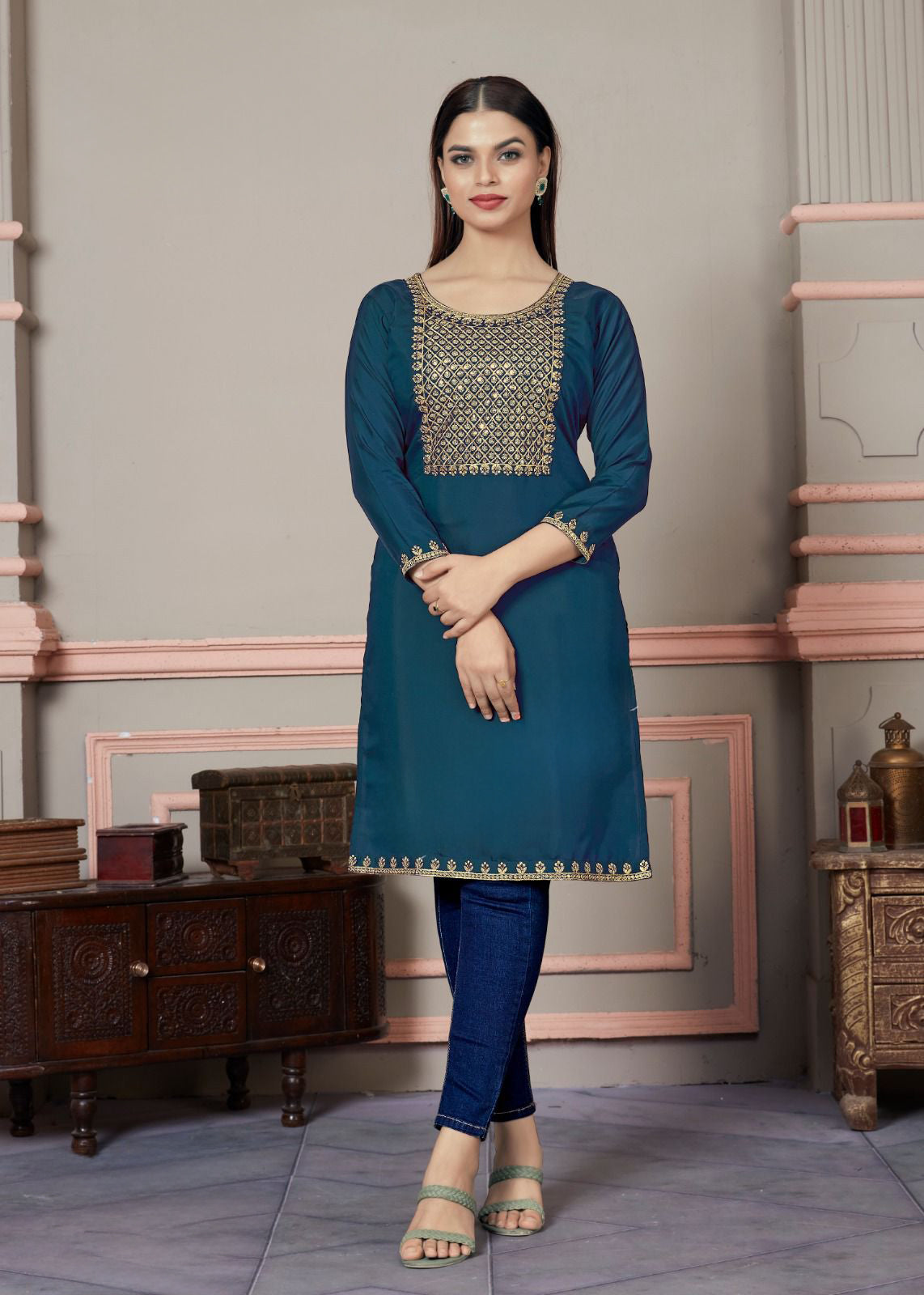 Keshvi Kurti