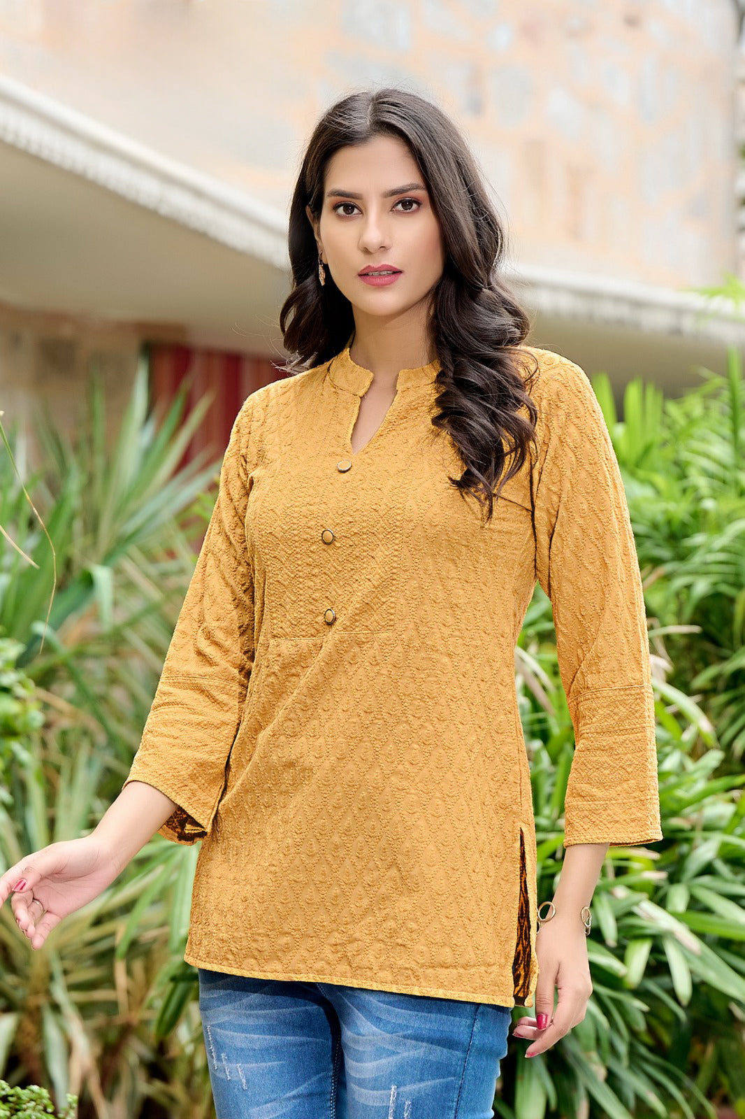 Pari Kurti