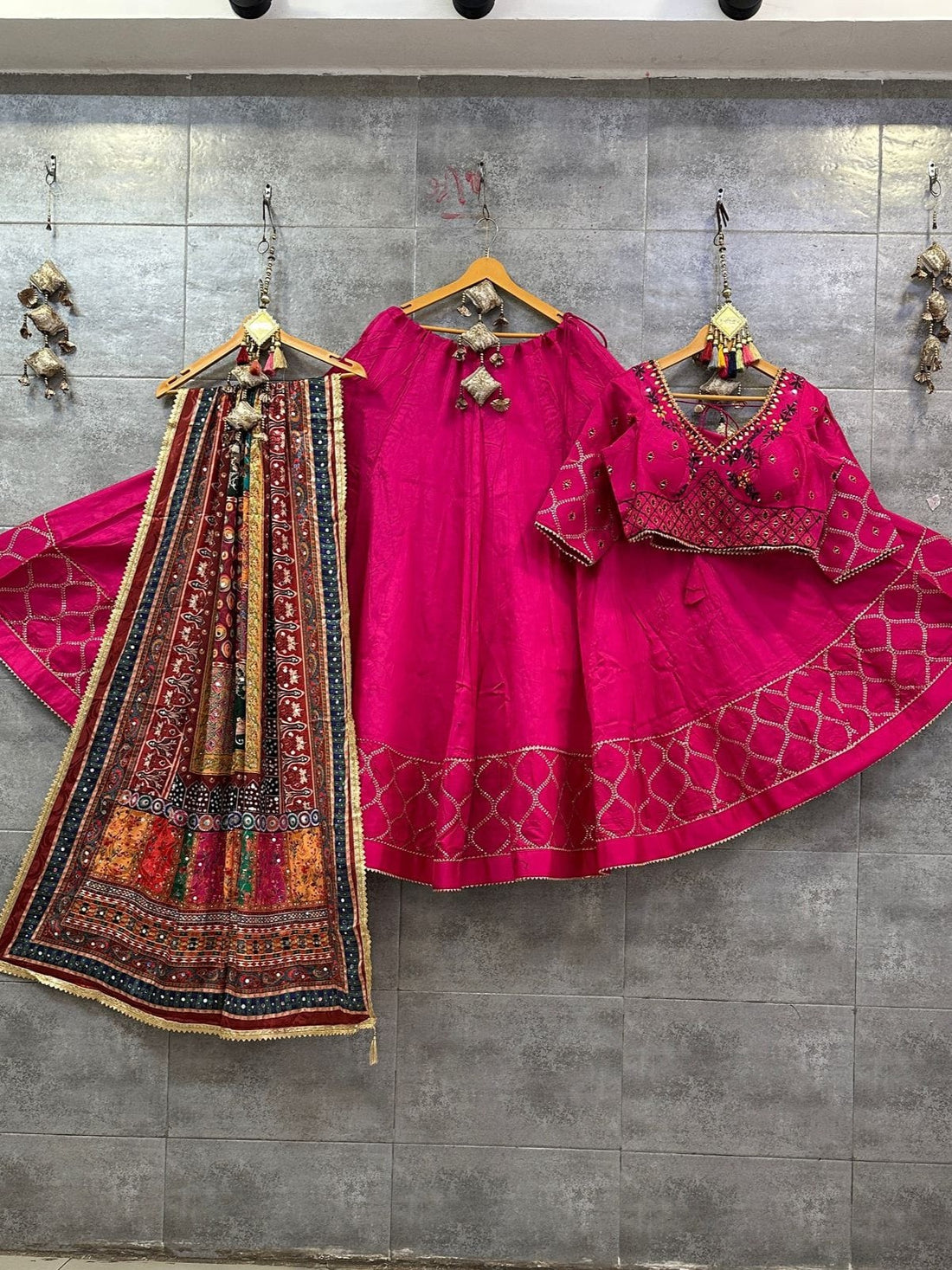 Reena Chaniya Choli - Roop Darshan