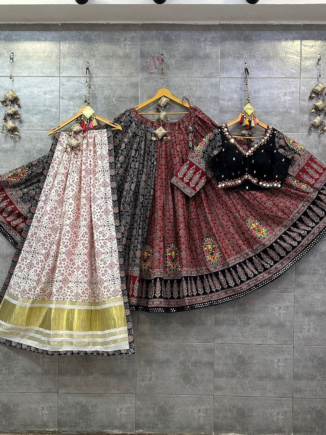 Nisha Chaniya Choli - Roop Darshan
