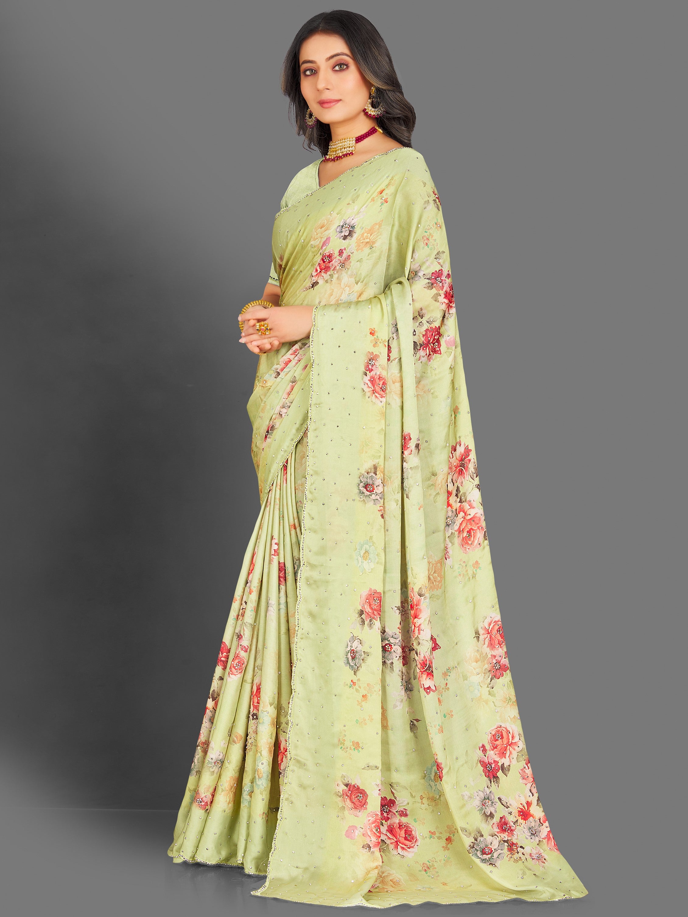 Genelia Floral Saree - Roop Darshan