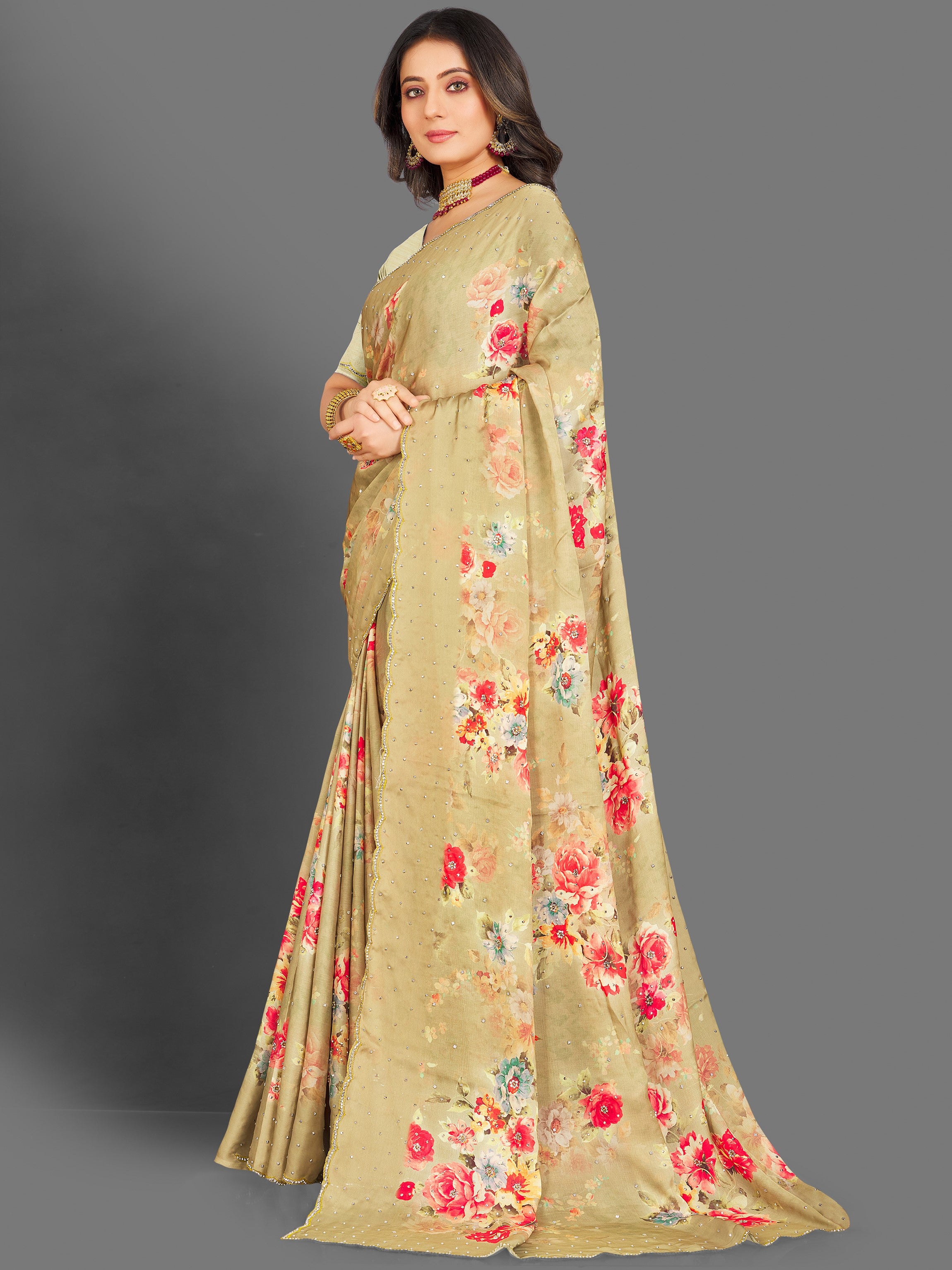 Genelia Floral Saree - Roop Darshan