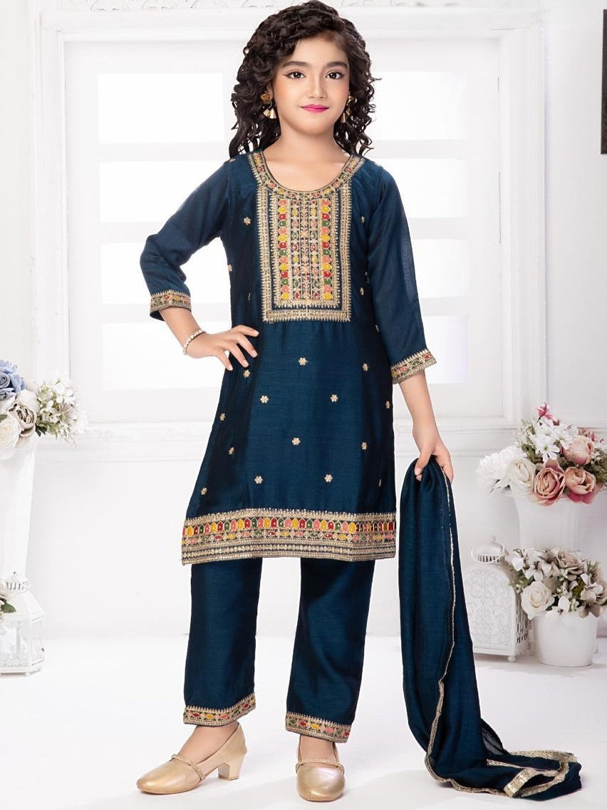 Ravina Kamiz &amp; Pant