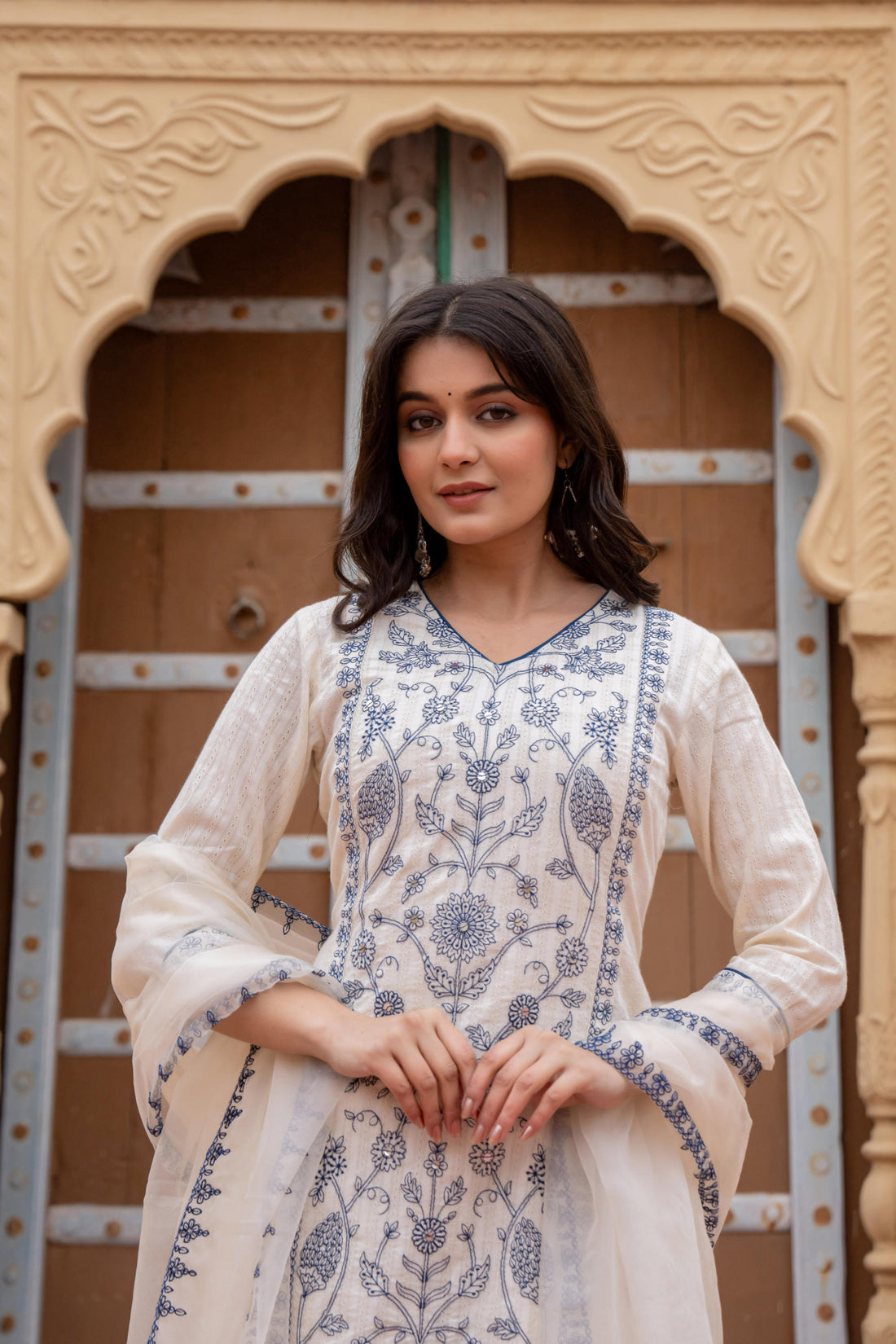 Misha Kamiz &amp; Pant - Roop Darshan