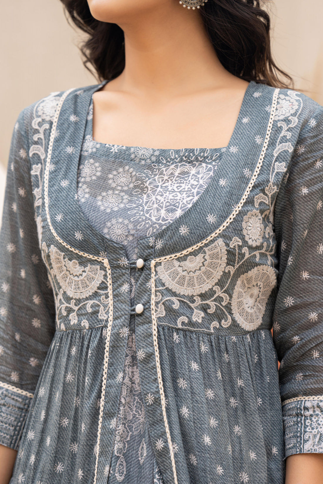Meera Kurti with Jacket - Roop Darshan