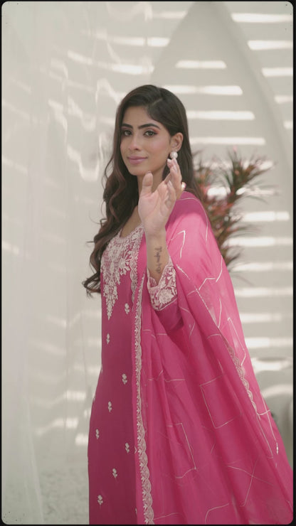 Siya Kamiz &amp; Pant