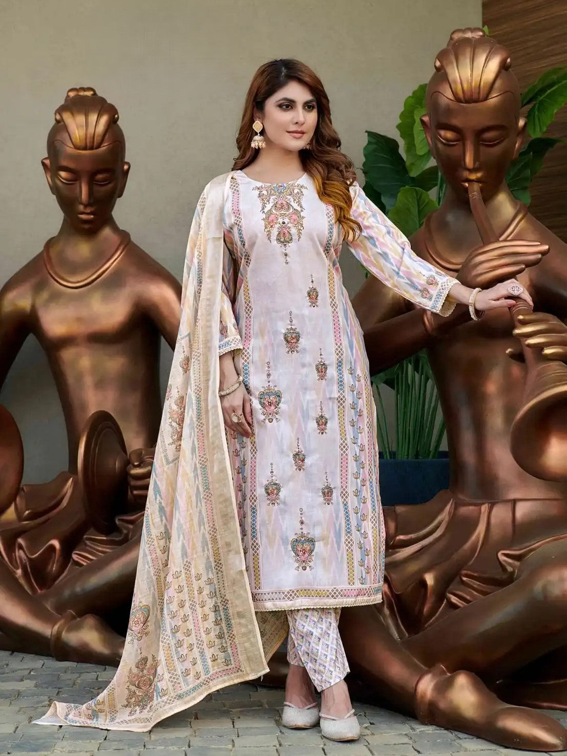 Kesha Kamiz &amp; Pant