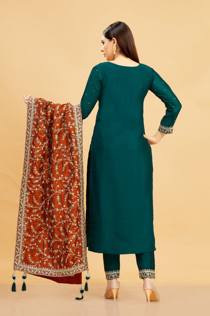 Nisha Kamiz &amp; Pant