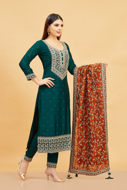 Nisha Kamiz &amp; Pant