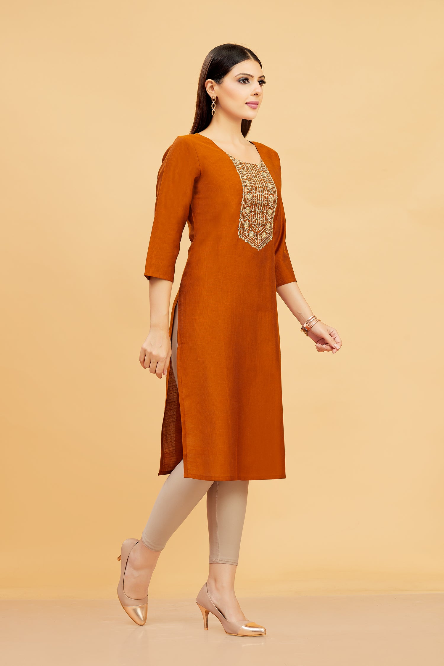 Tisqua Kurti