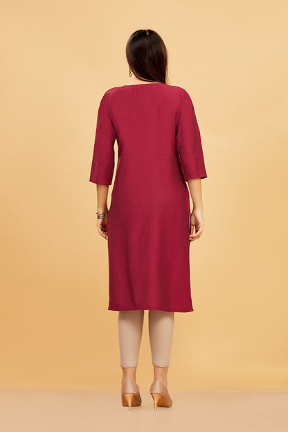 Tisqua Kurti
