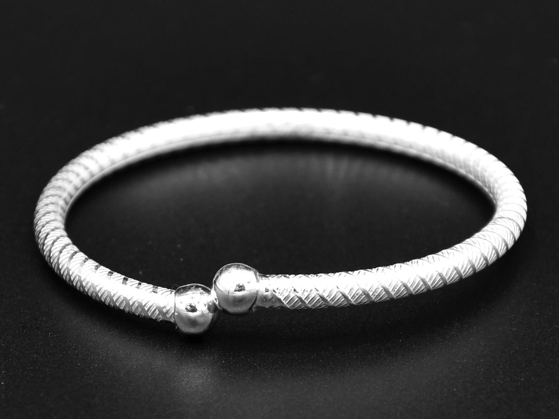 Silver Baby Bangle - Roop Darshan