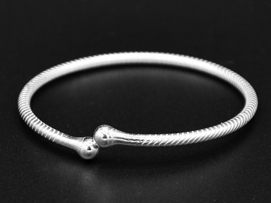 Silver Baby Bangle - Roop Darshan