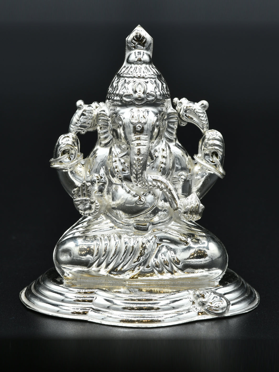 Silver Ganeshji Murti - Roop Darshan