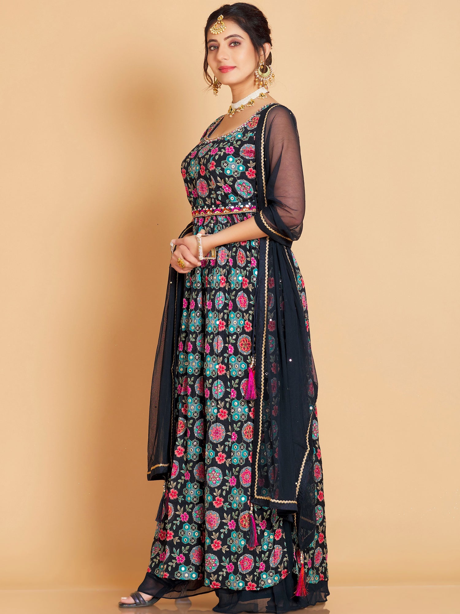 Haafiza Plazzo Suit - Roop Darshan