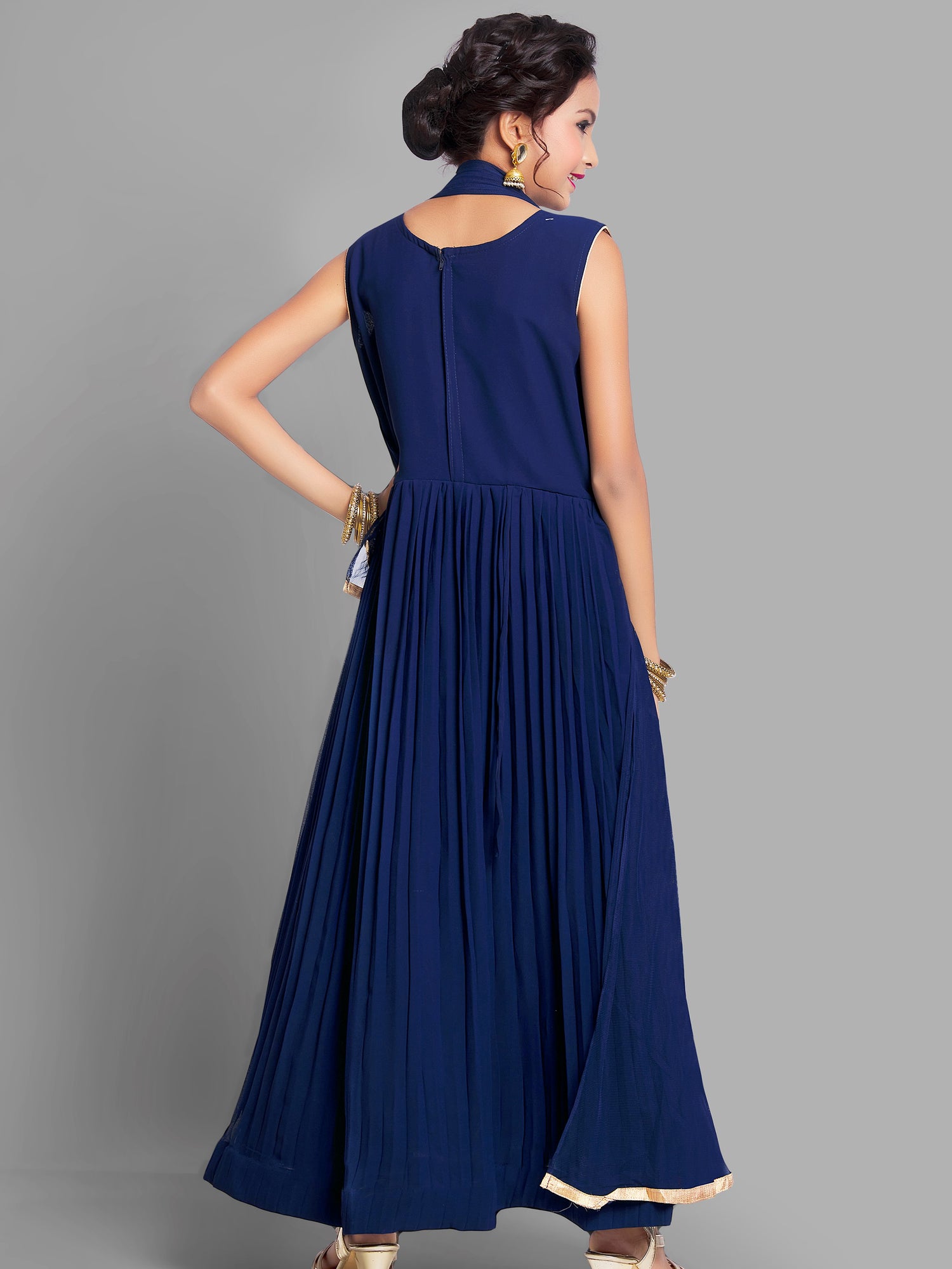 Bhumi Flair Suit - Roop Darshan