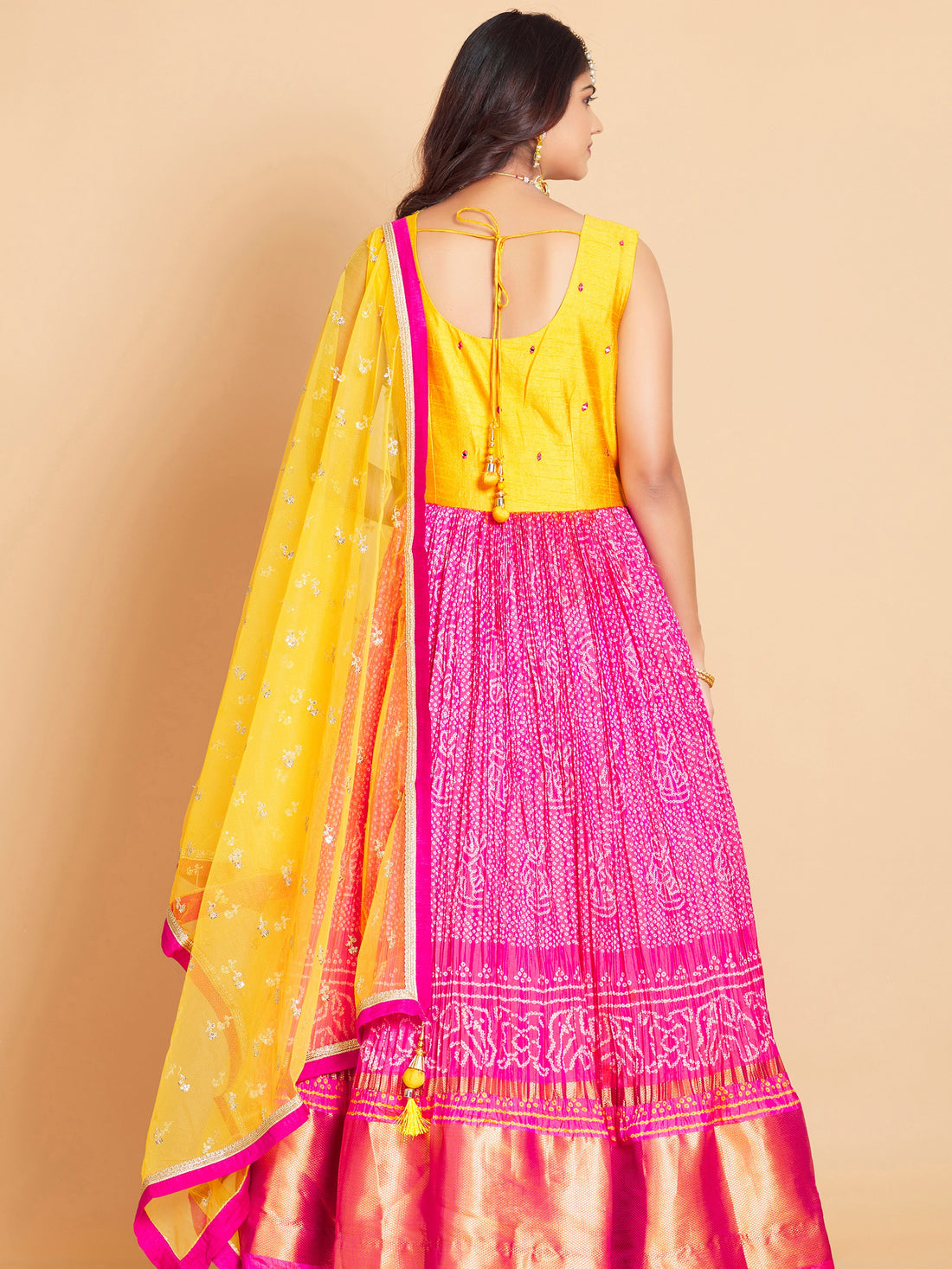 Deveena Flair Suit - Roop Darshan