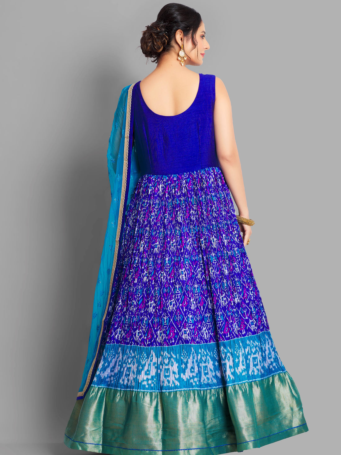 Dixita Flair Suit - Roop Darshan