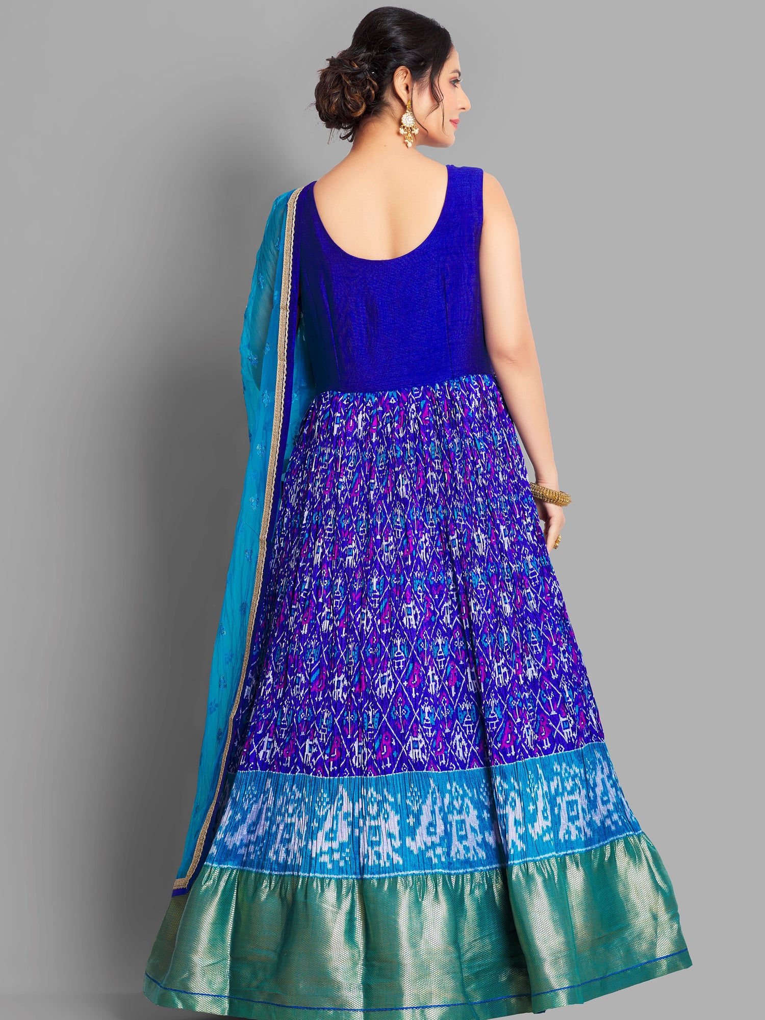 Dixita Flair Suit - Roop Darshan