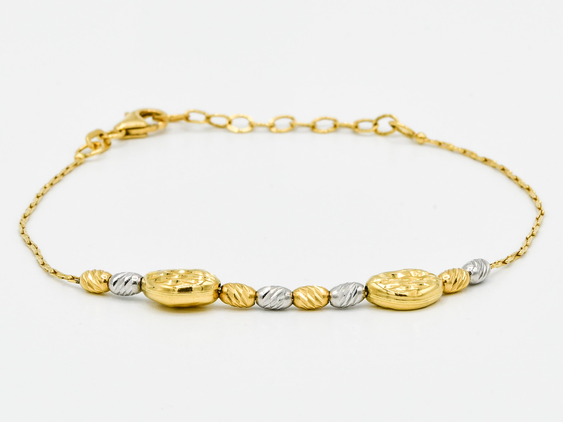 18ct Gold RHD Ladies Bracelet - Roop Darshan