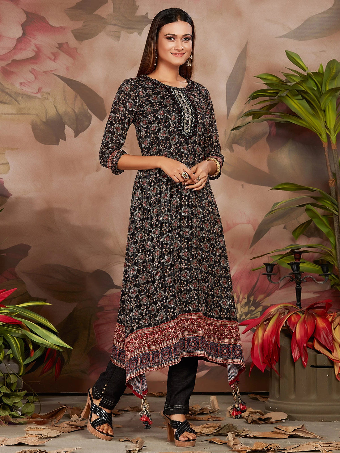 Jeenal Kurti - Roop Darshan